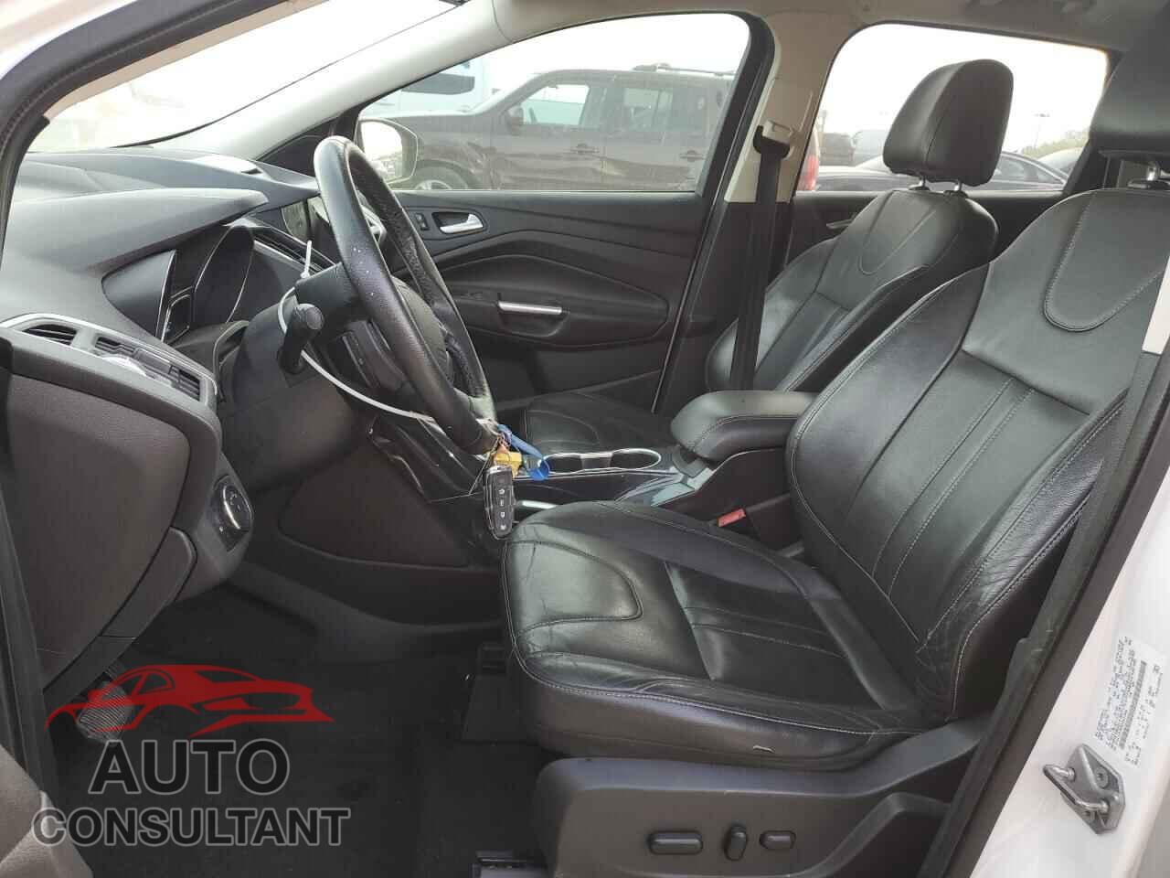 FORD ESCAPE 2013 - 1FMCU0J93DUA13446