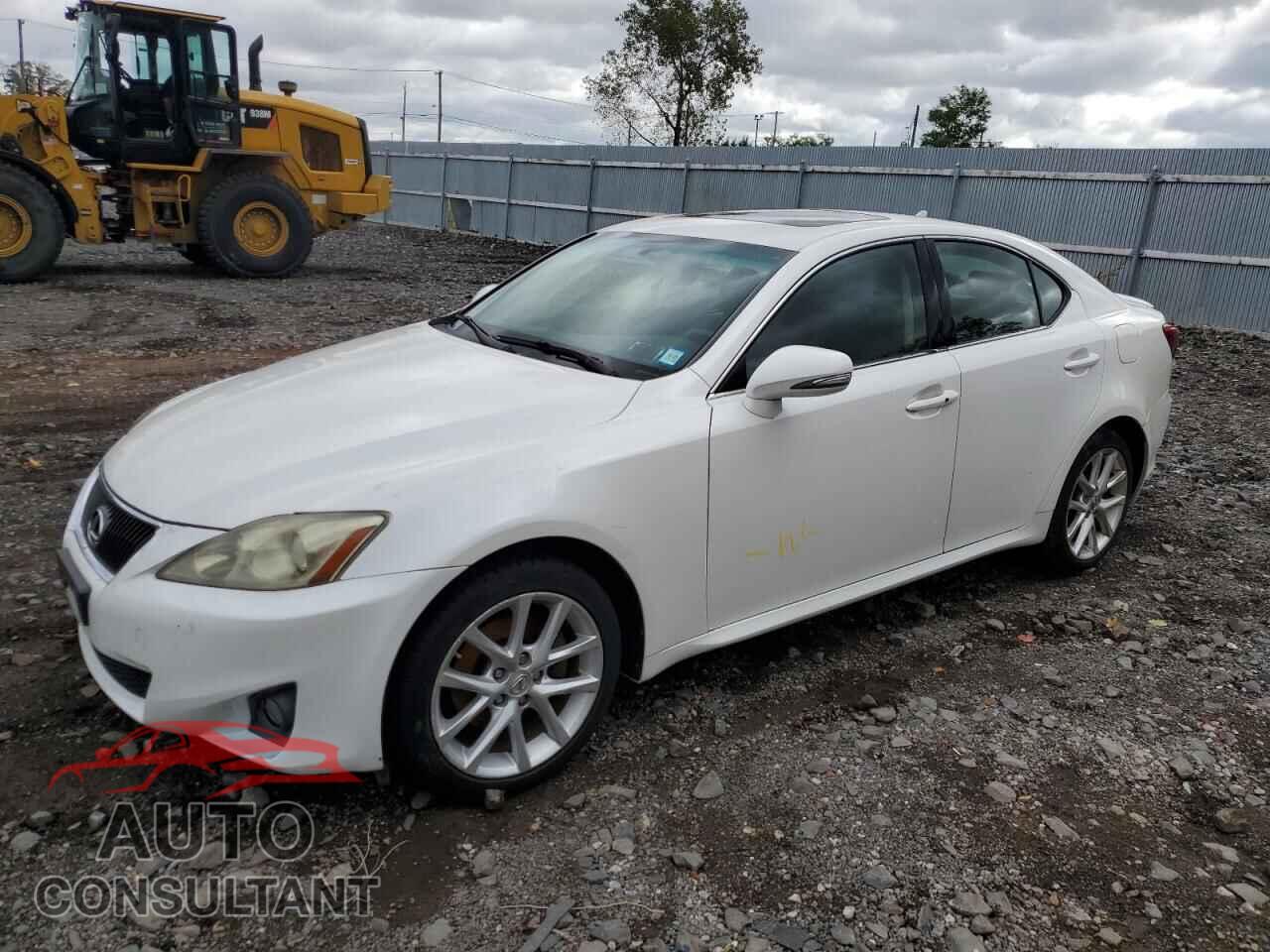 LEXUS IS 2011 - JTHCF5C27B5049898