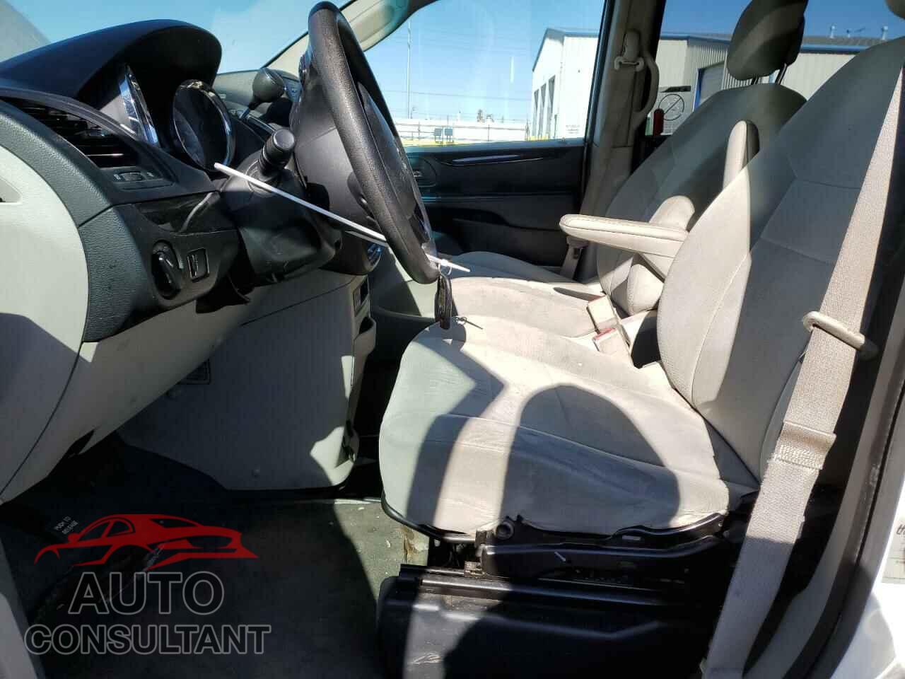 DODGE CARAVAN 2013 - 2C7WDGBG4DR661403