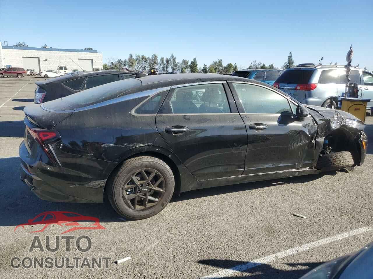 KIA K5 2025 - KNAG24J73S5305815