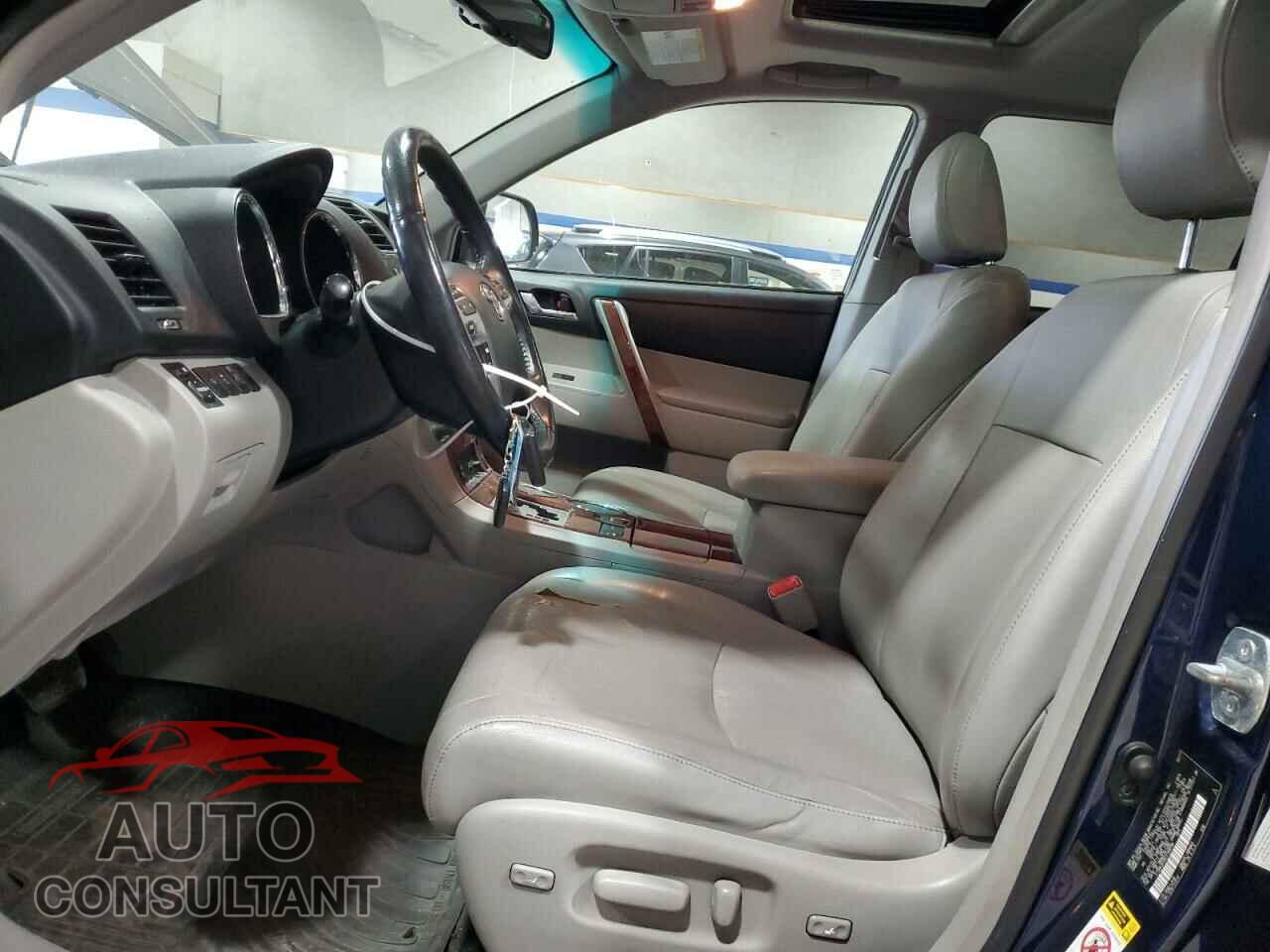 TOYOTA HIGHLANDER 2012 - 5TDDK3EH6CS109799