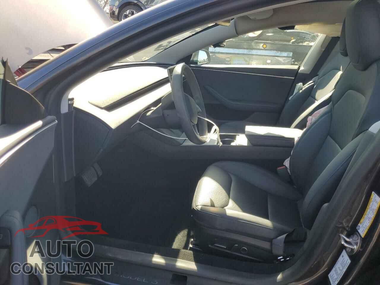 TESLA MODEL 3 2024 - 5YJ3E1EB9RF766791