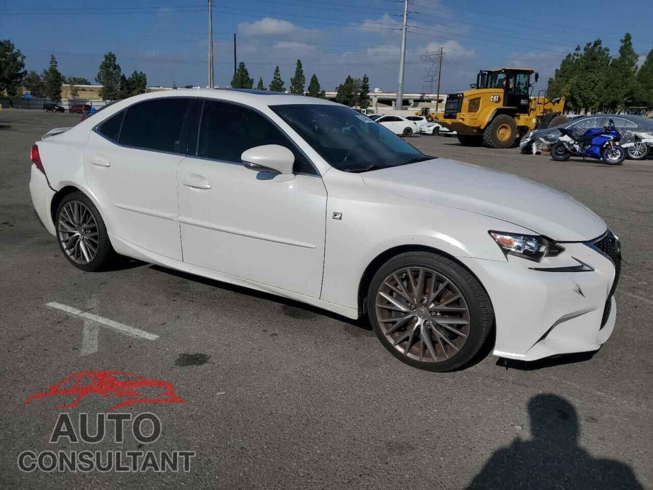 LEXUS IS 2016 - JTHBA1D20G5019828