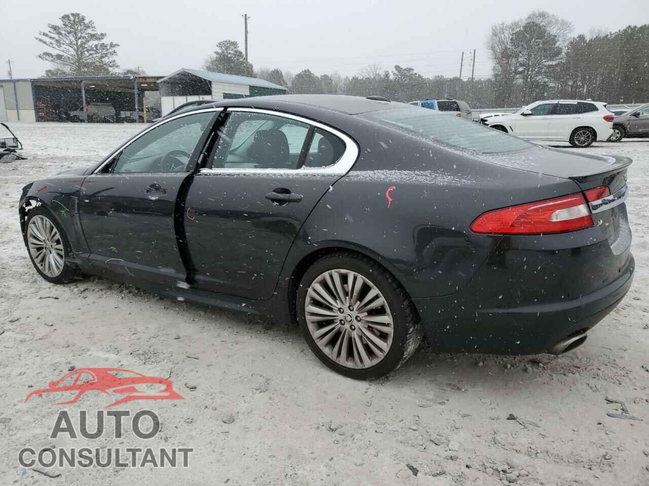 JAGUAR XF 2011 - SAJWA0FB9BLS16223