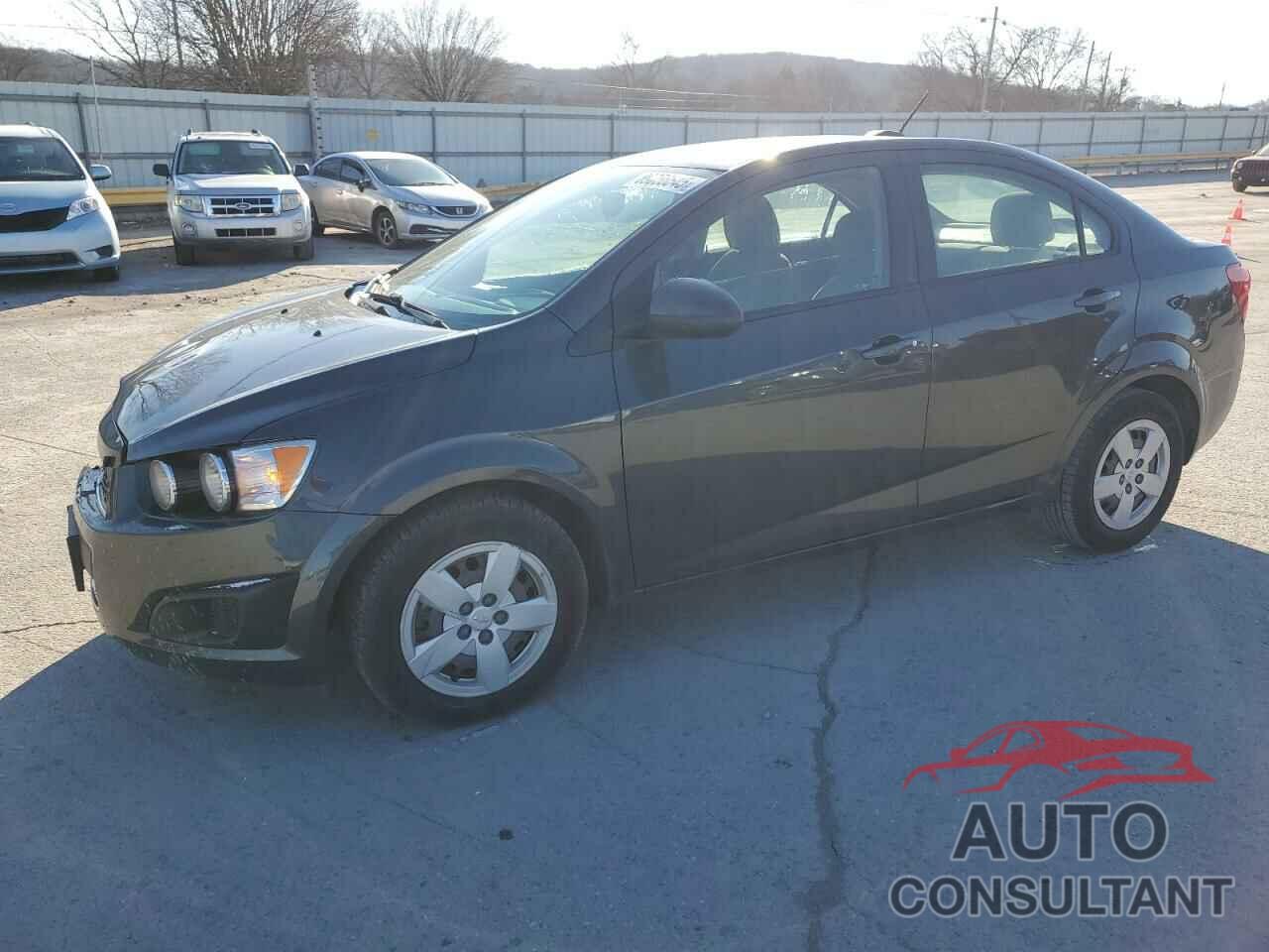 CHEVROLET SONIC 2016 - 1G1JA5SH1G4122556