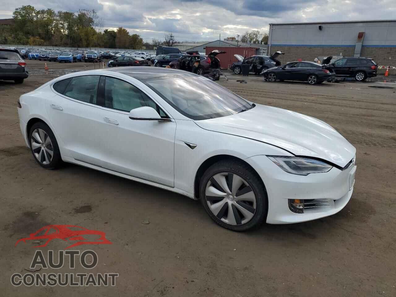 TESLA MODEL S 2020 - 5YJSA1E27LF397556