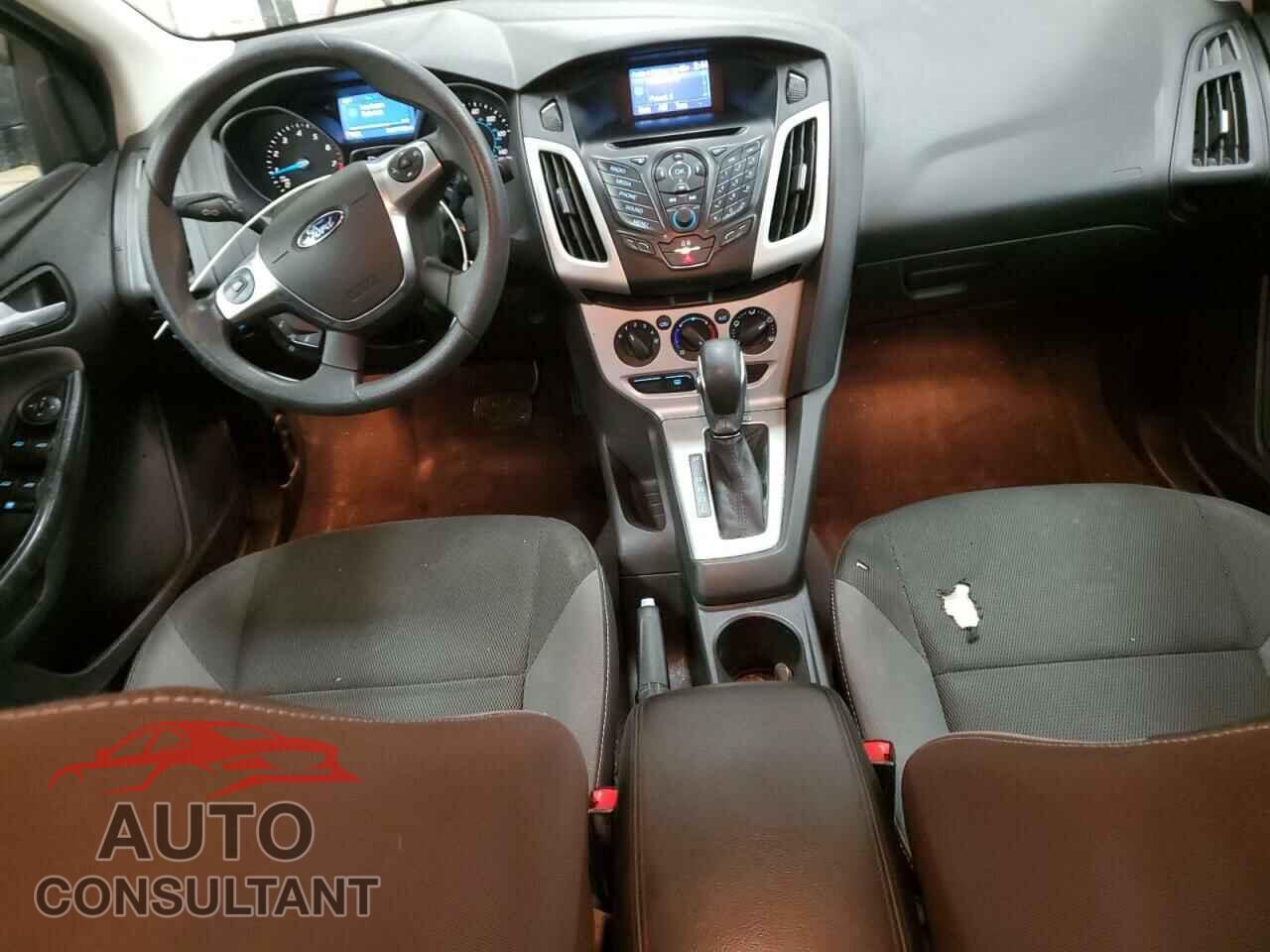 FORD FOCUS 2014 - 1FADP3F26EL129802