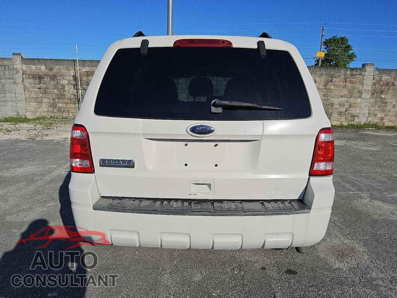 FORD ESCAPE 2010 - 1FMCU9D73AKB52787