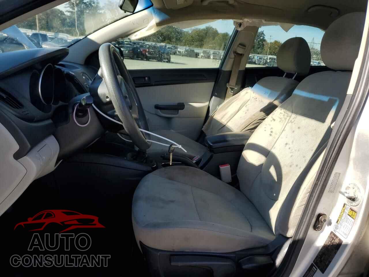 KIA FORTE 2012 - KNAFT4A2XC5583948