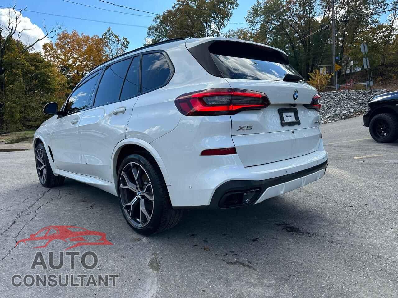 BMW X5 2022 - 5UXCR4C05N9L76006