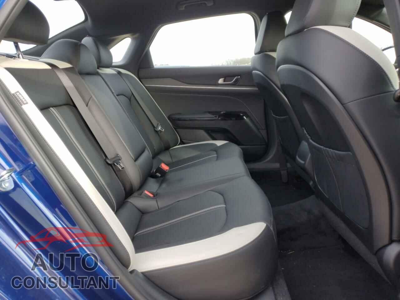 KIA K5 2025 - KNAG64J76S5277870