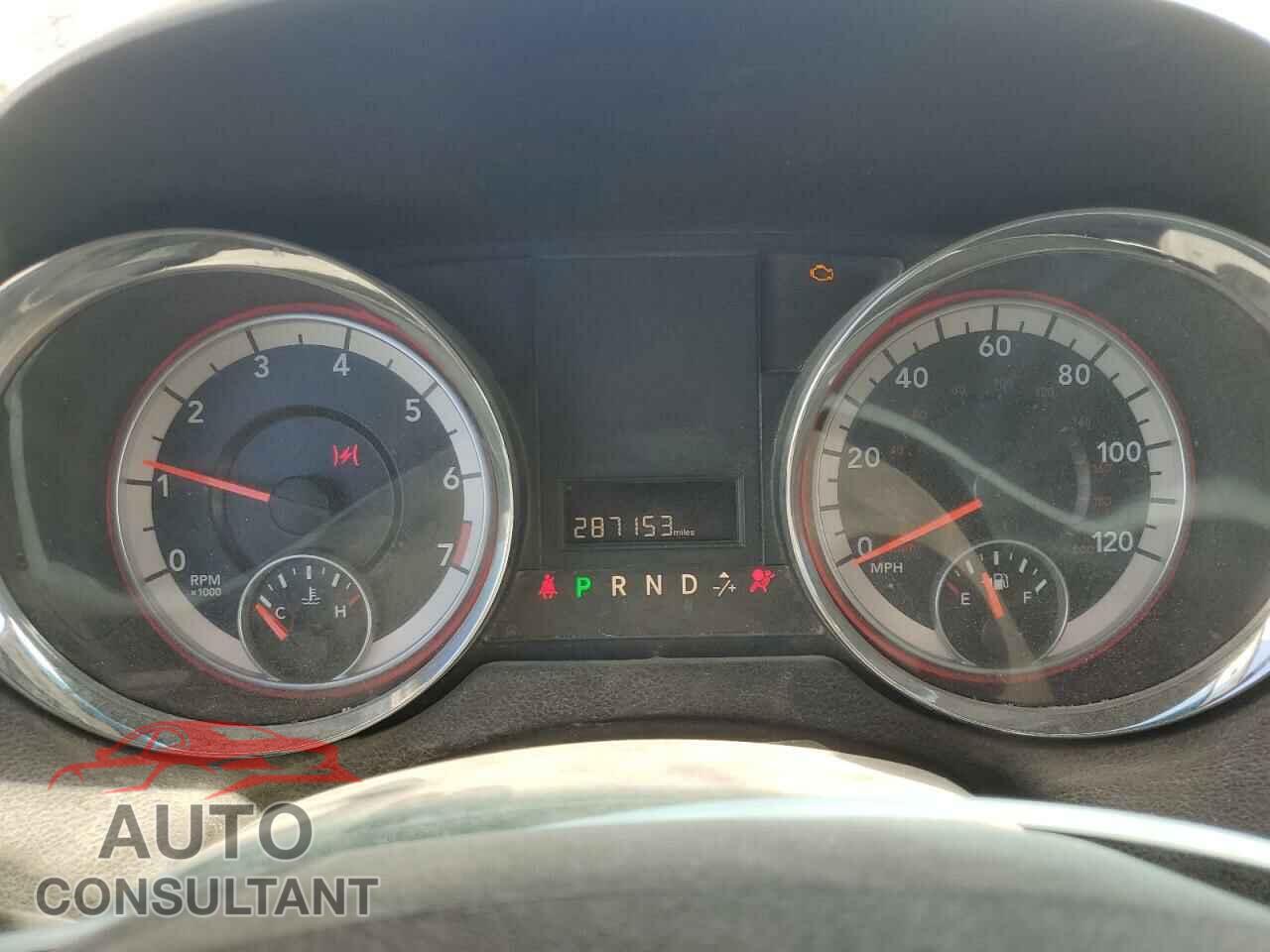 DODGE CARAVAN 2013 - 2C4RDGBGXDR702952