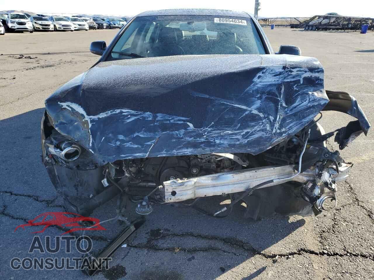 AUDI A4 2013 - WAUFFAFL3DN047030
