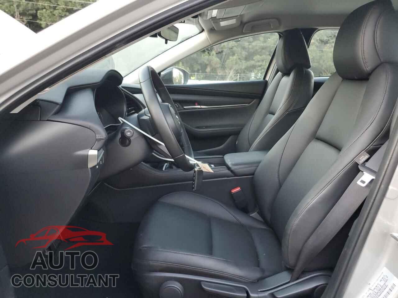 MAZDA 3 SELECT S 2025 - JM1BPABM3S1784391