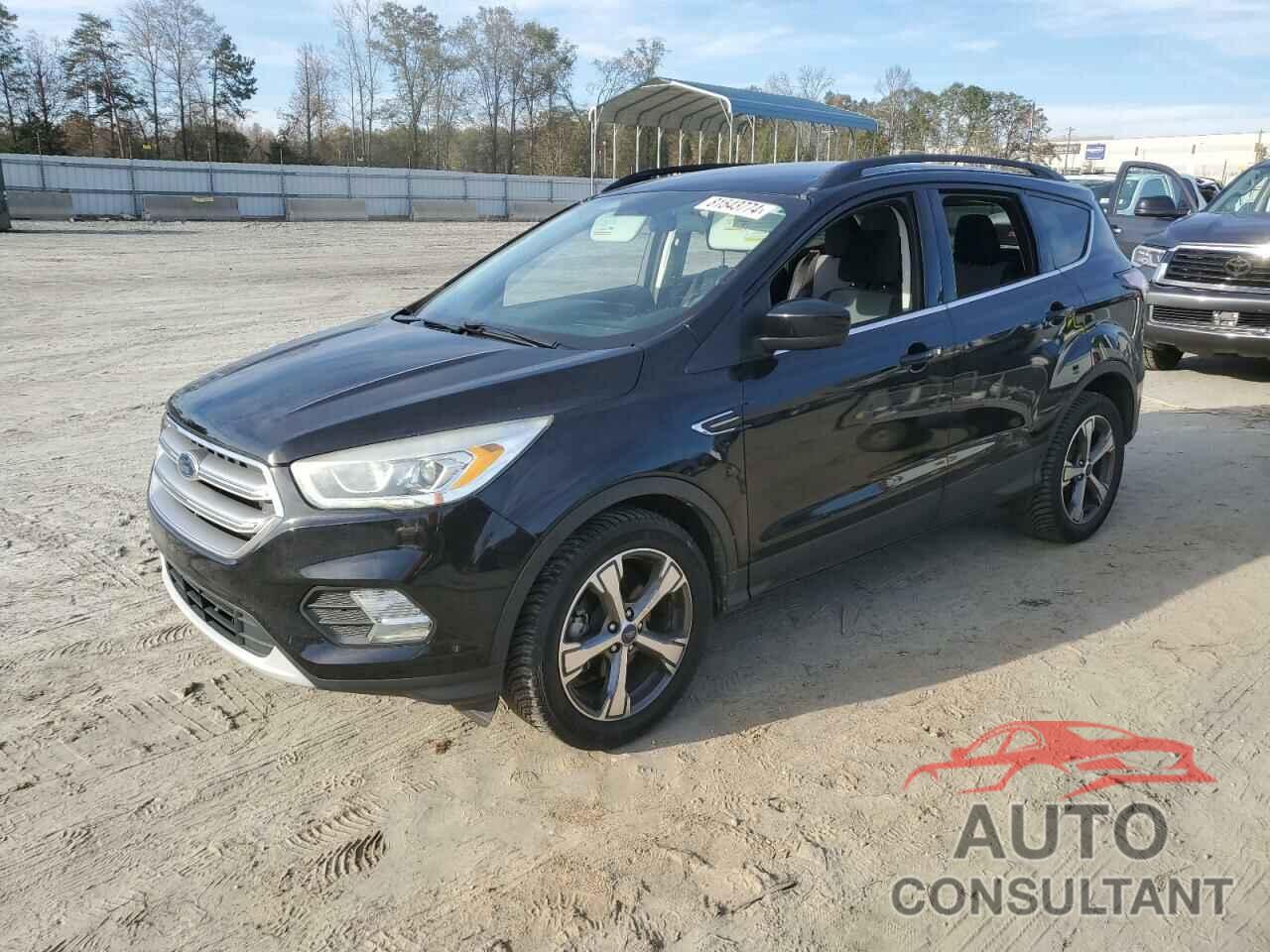 FORD ESCAPE 2017 - 1FMCU0GD3HUC72407