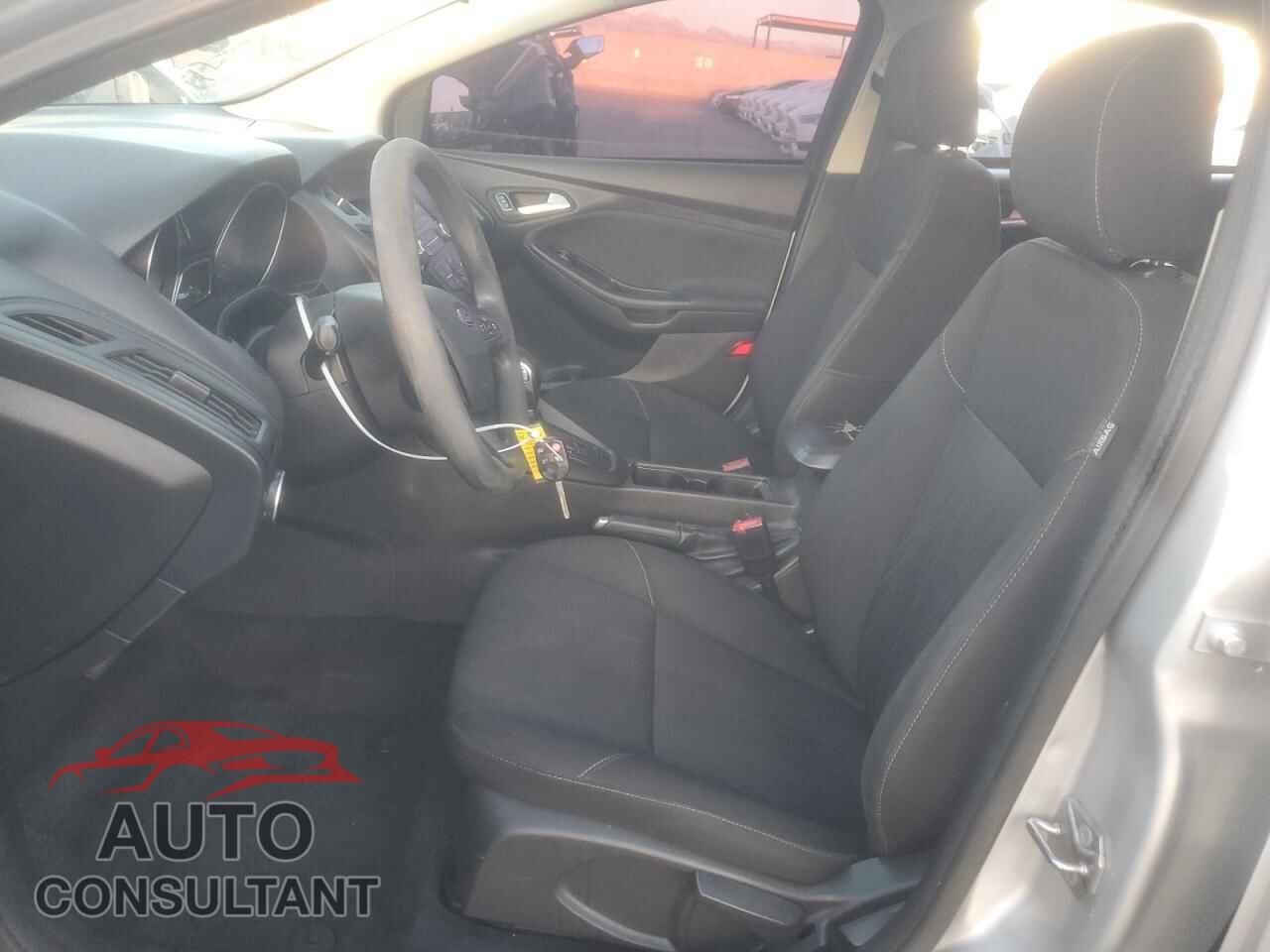FORD FOCUS 2017 - 1FADP3F2XHL217711