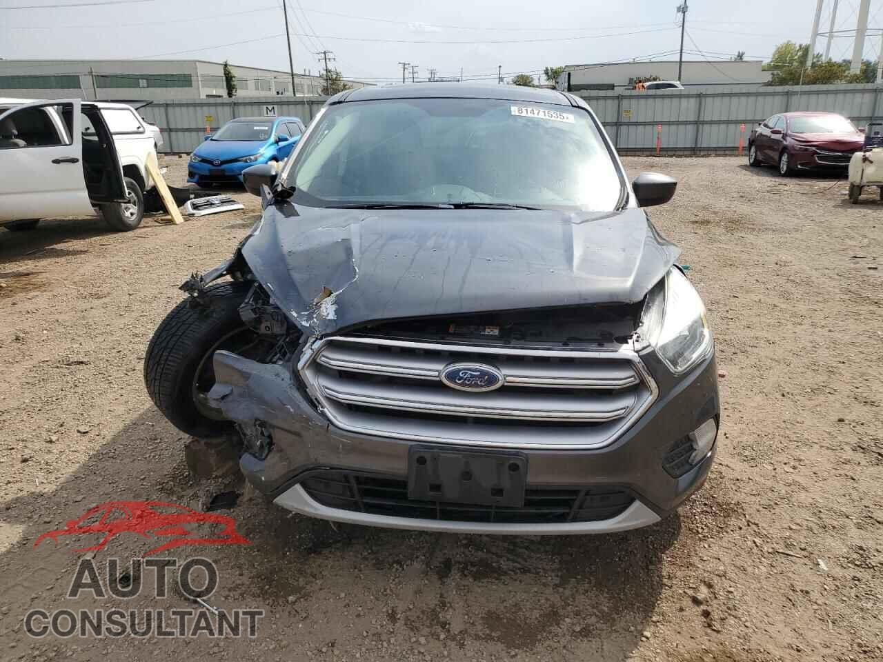 FORD ESCAPE 2017 - 1FMCU0GD8HUC20643