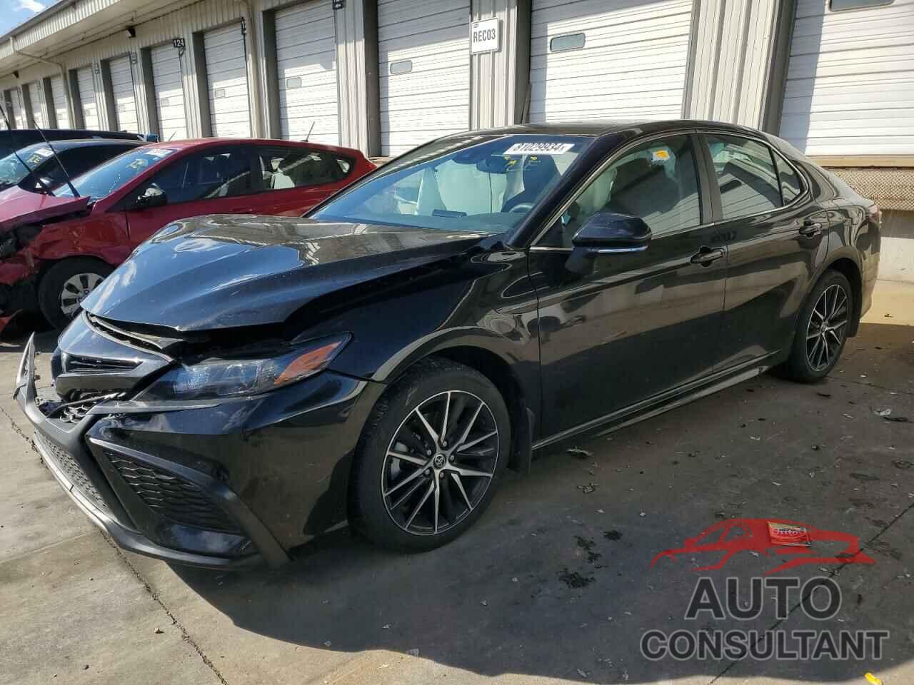 TOYOTA CAMRY 2022 - 4T1T11AK4NU008145