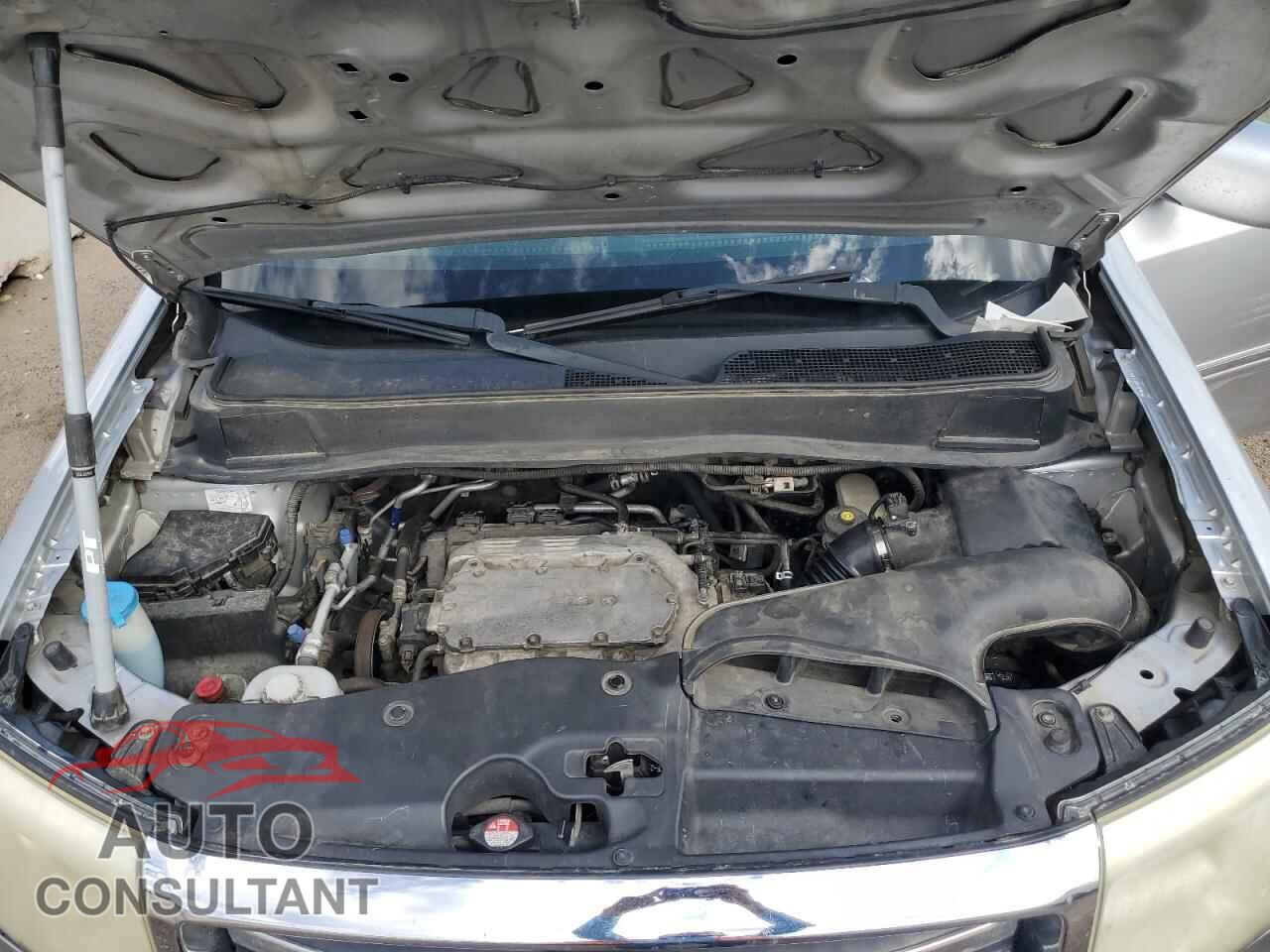 HONDA PILOT 2013 - 5FNYF4H94DB062441
