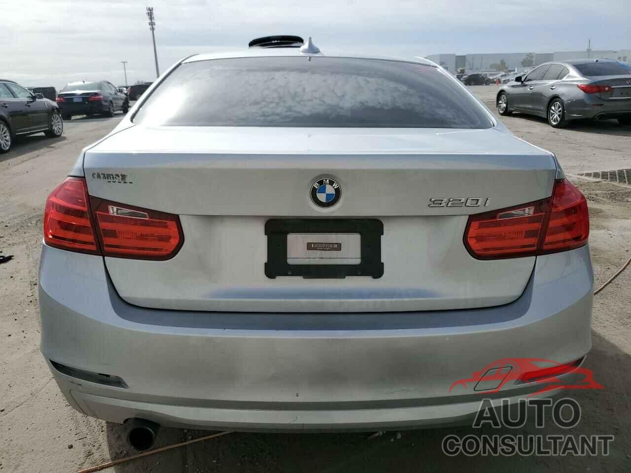 BMW 3 SERIES 2015 - WBA3B1C55F5A05789