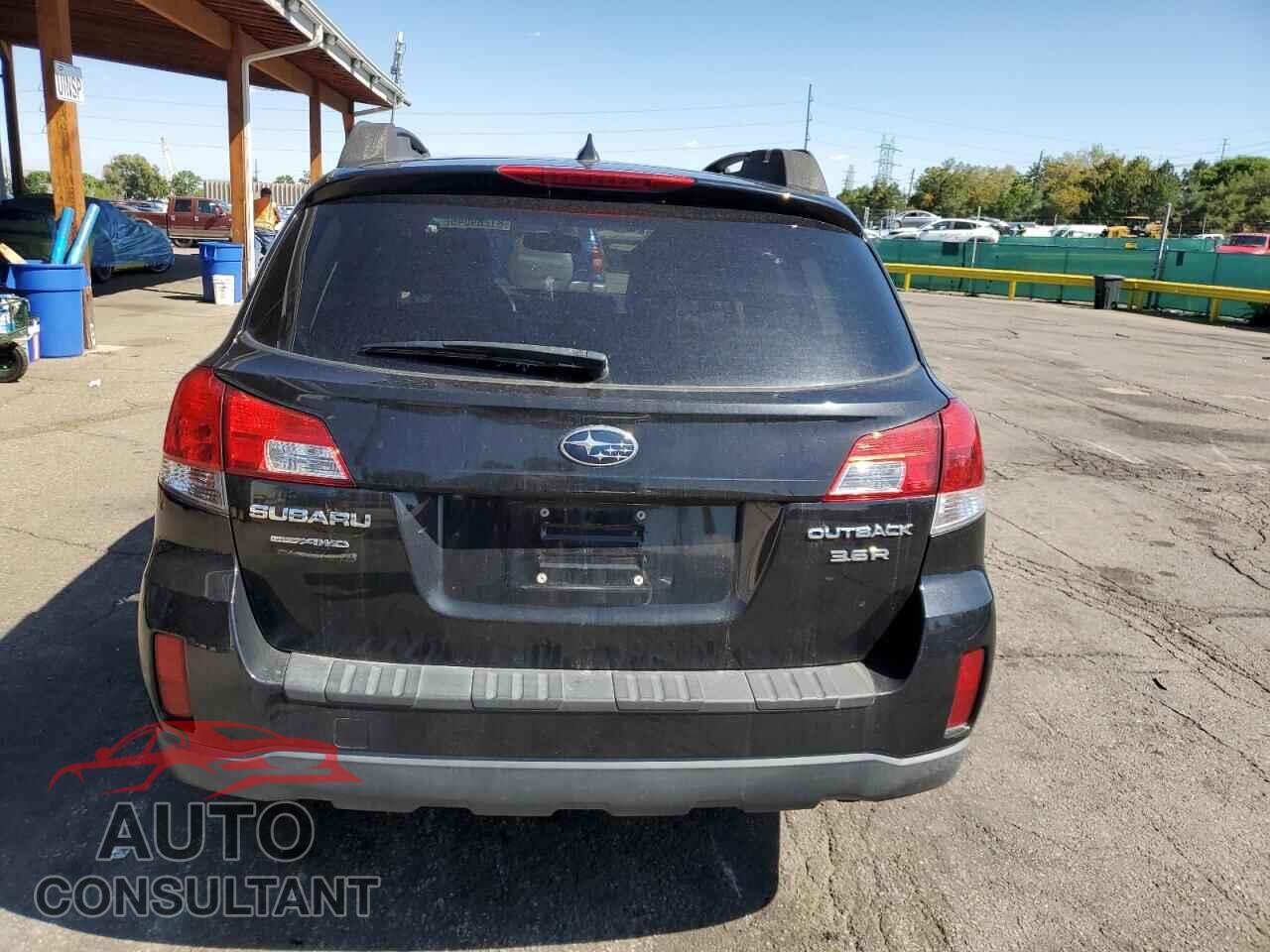SUBARU OUTBACK 2013 - 4S4BRDSC8D2271844