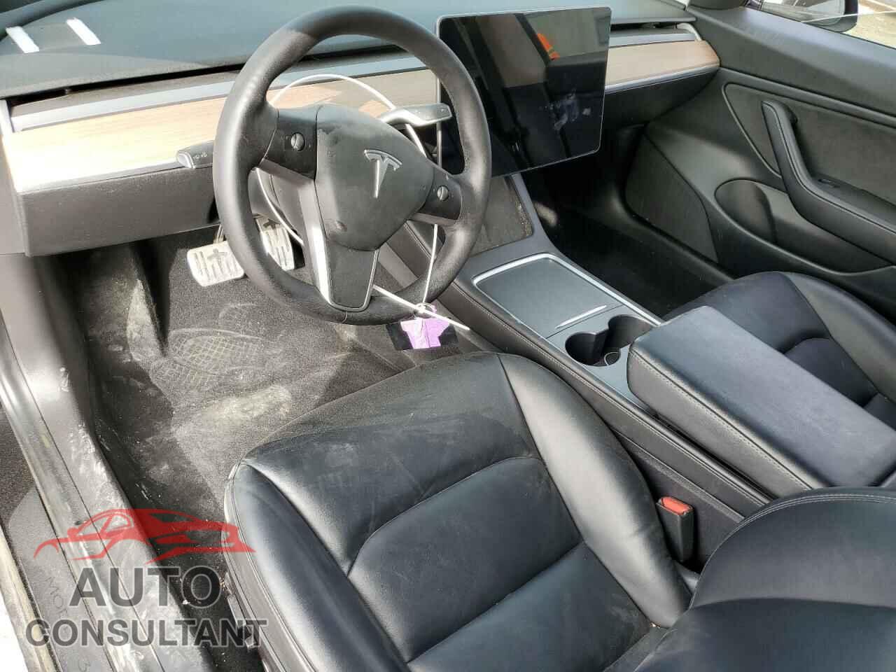 TESLA MODEL 3 2021 - 5YJ3E1EB0MF936559