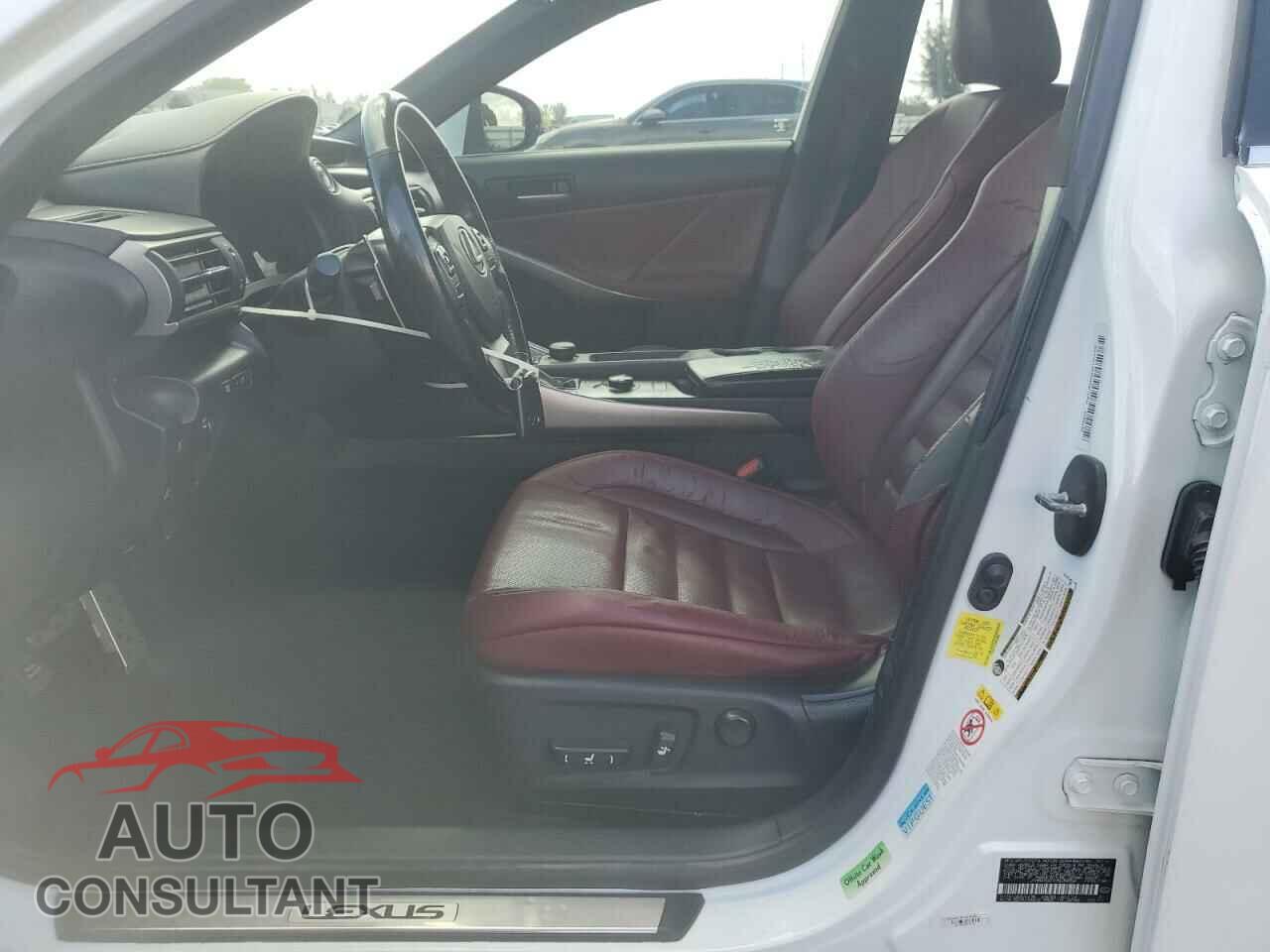 LEXUS IS 2017 - JTHBA1D21H5039054