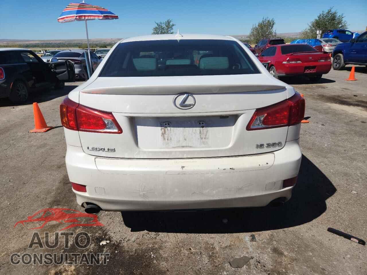 LEXUS IS 2010 - JTHBF5C21A5128090