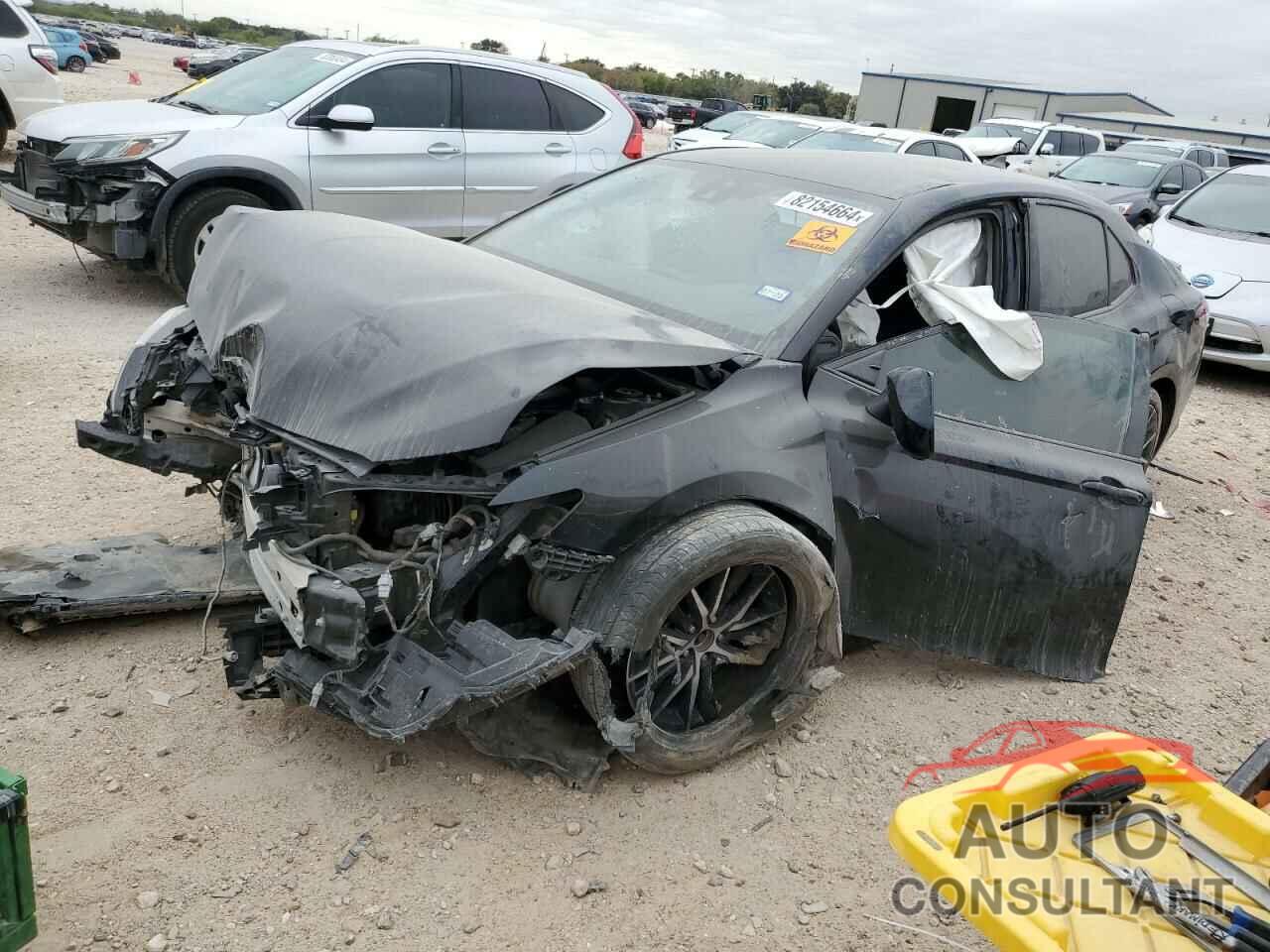 TOYOTA CAMRY 2022 - 4T1G11AK6NU658872