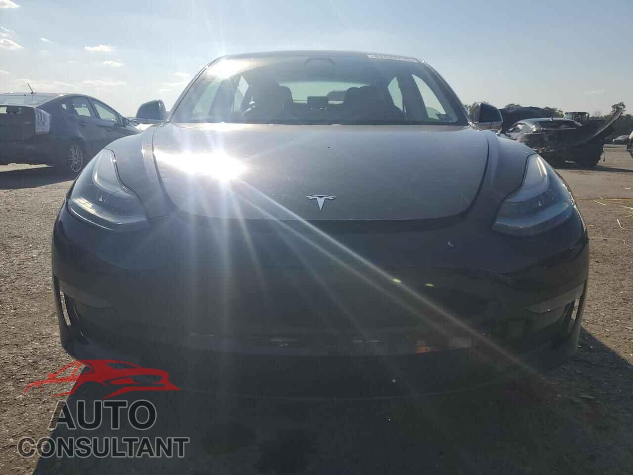TESLA MODEL 3 2018 - 5YJ3E1EB9JF071814
