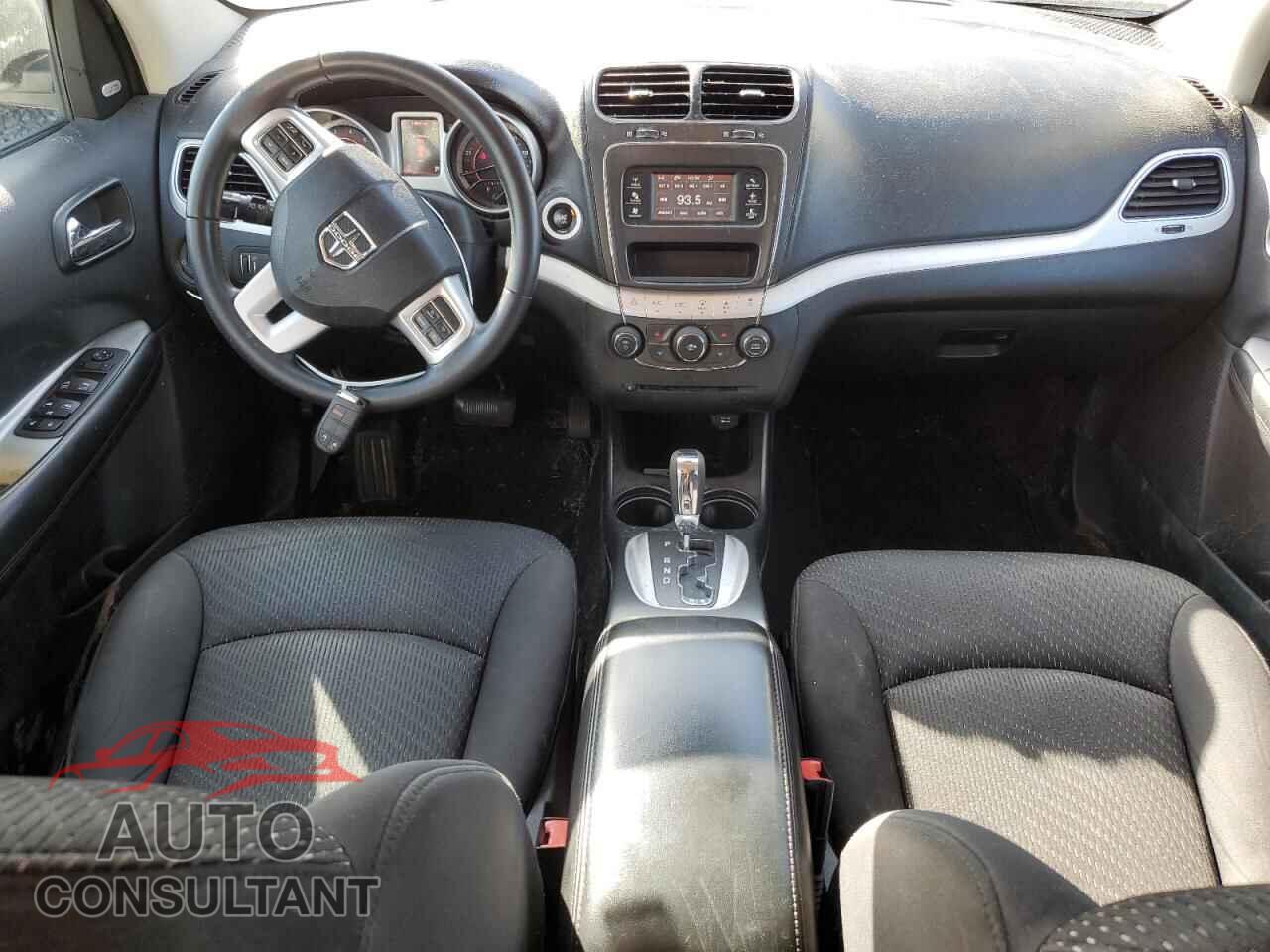 DODGE JOURNEY 2015 - 3C4PDCBB7FT560855