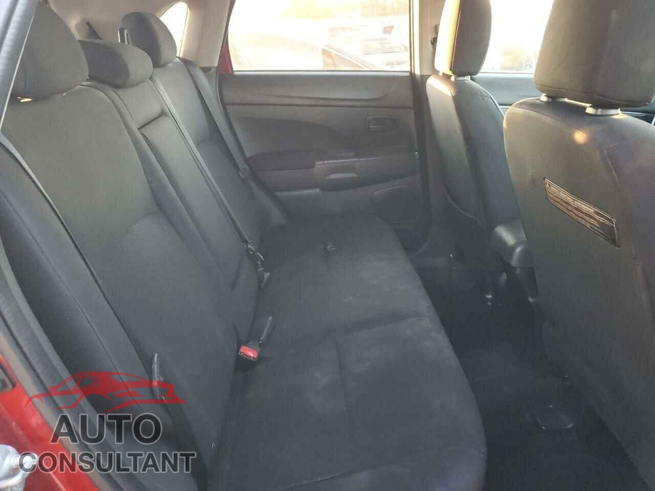 MITSUBISHI OUTLANDER 2015 - 4A4AR3AW7FE027506