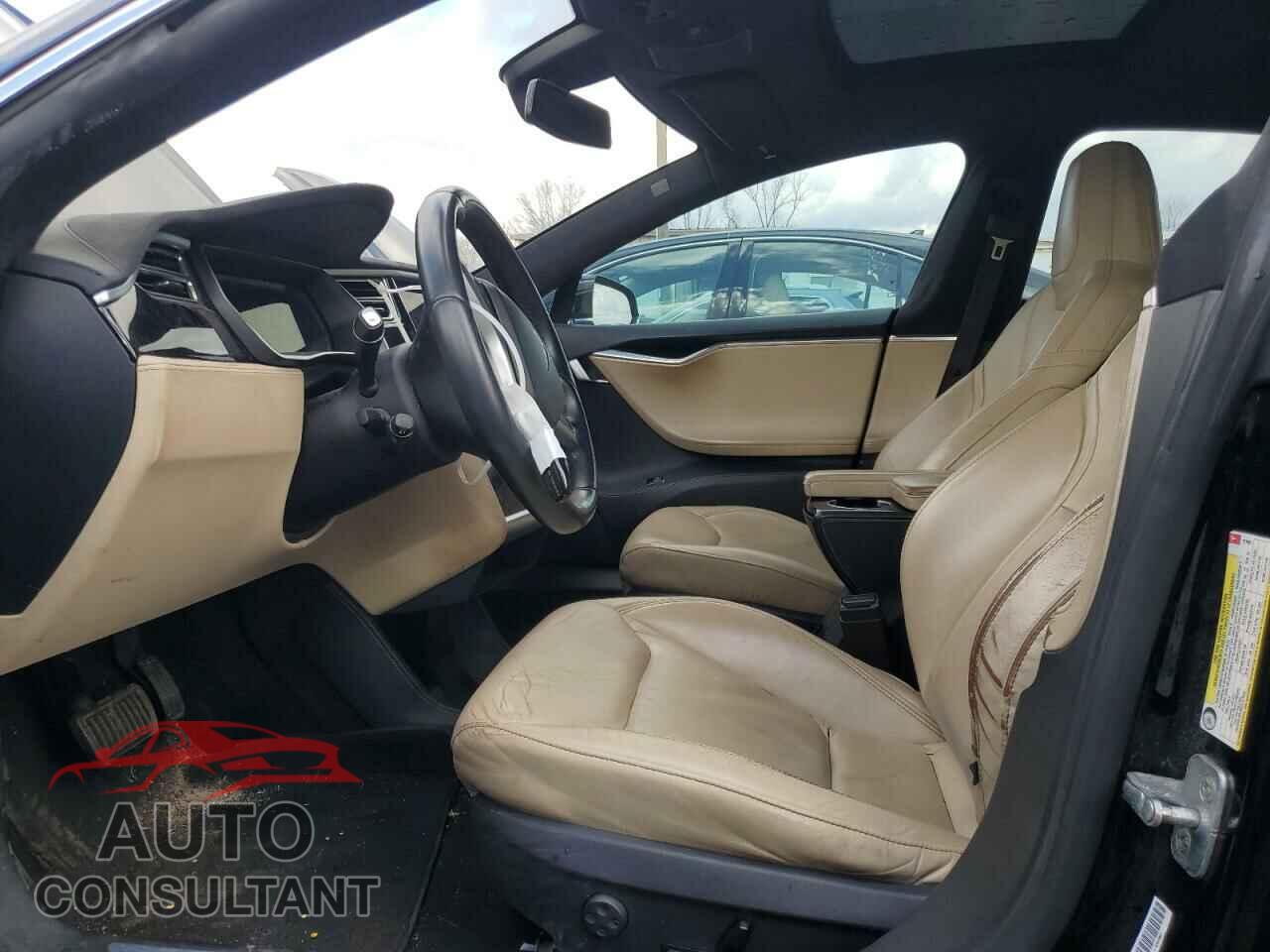 TESLA MODEL S 2016 - 5YJSA1E25GF121091