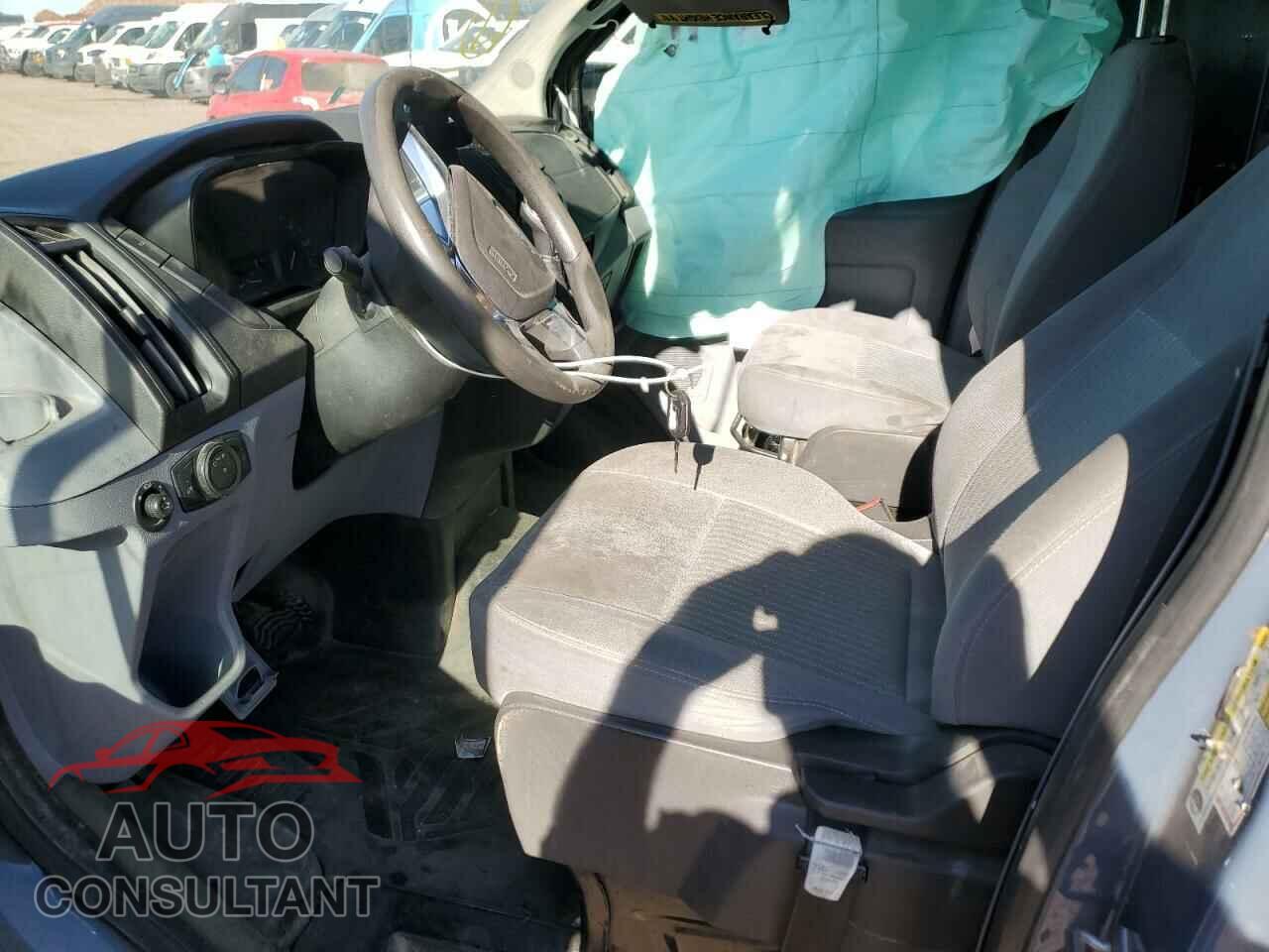 FORD TRANSIT 2019 - 1FTYR3XM0KKB78842