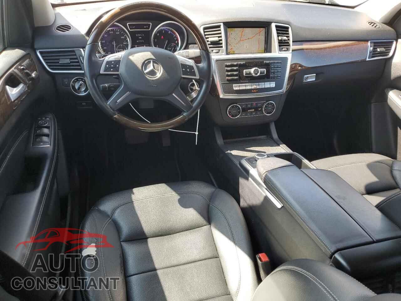 MERCEDES-BENZ M-CLASS 2012 - 4JGDA5HB3CA027186