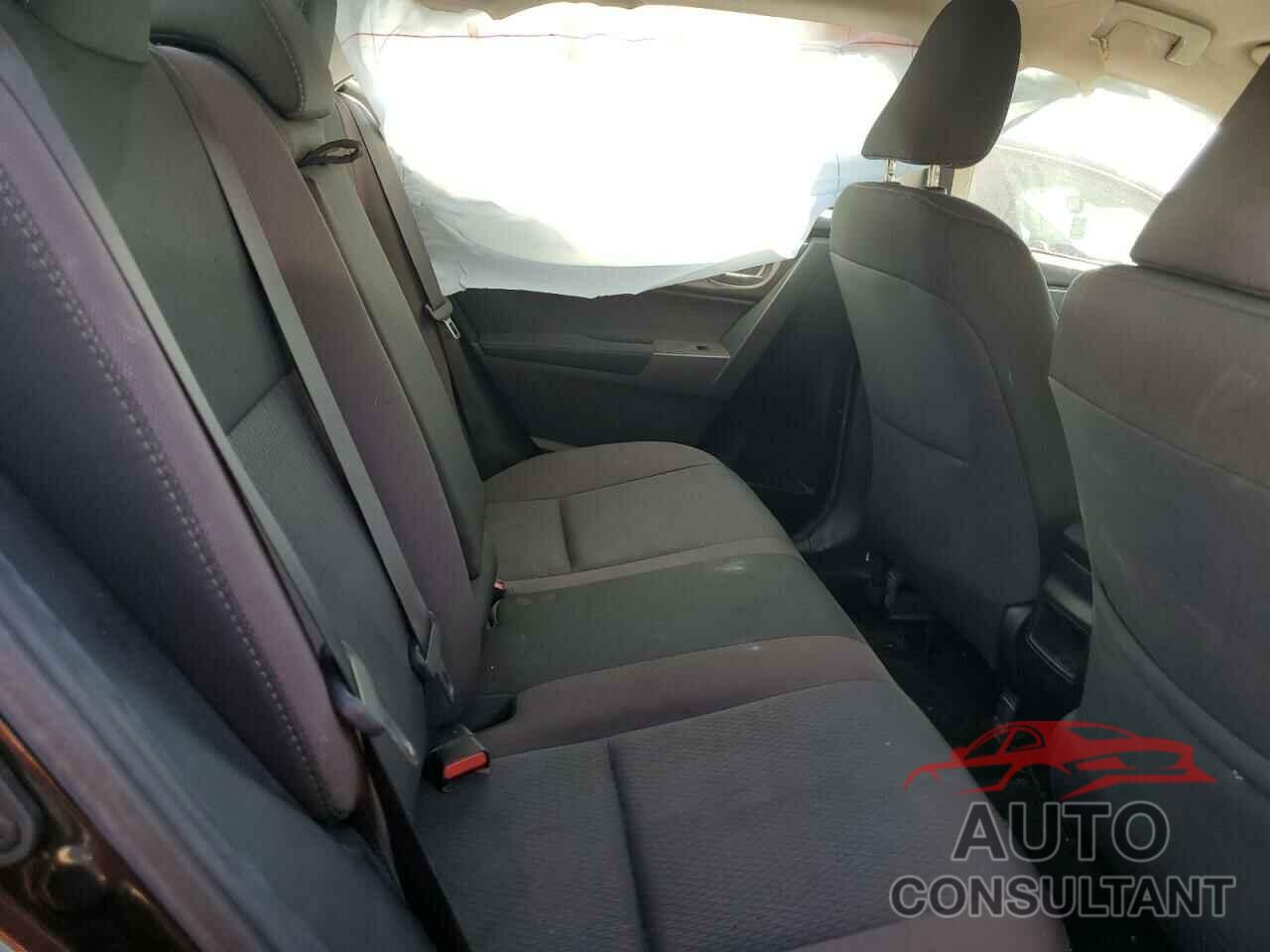 TOYOTA COROLLA 2018 - 2T1BURHEXJC117660