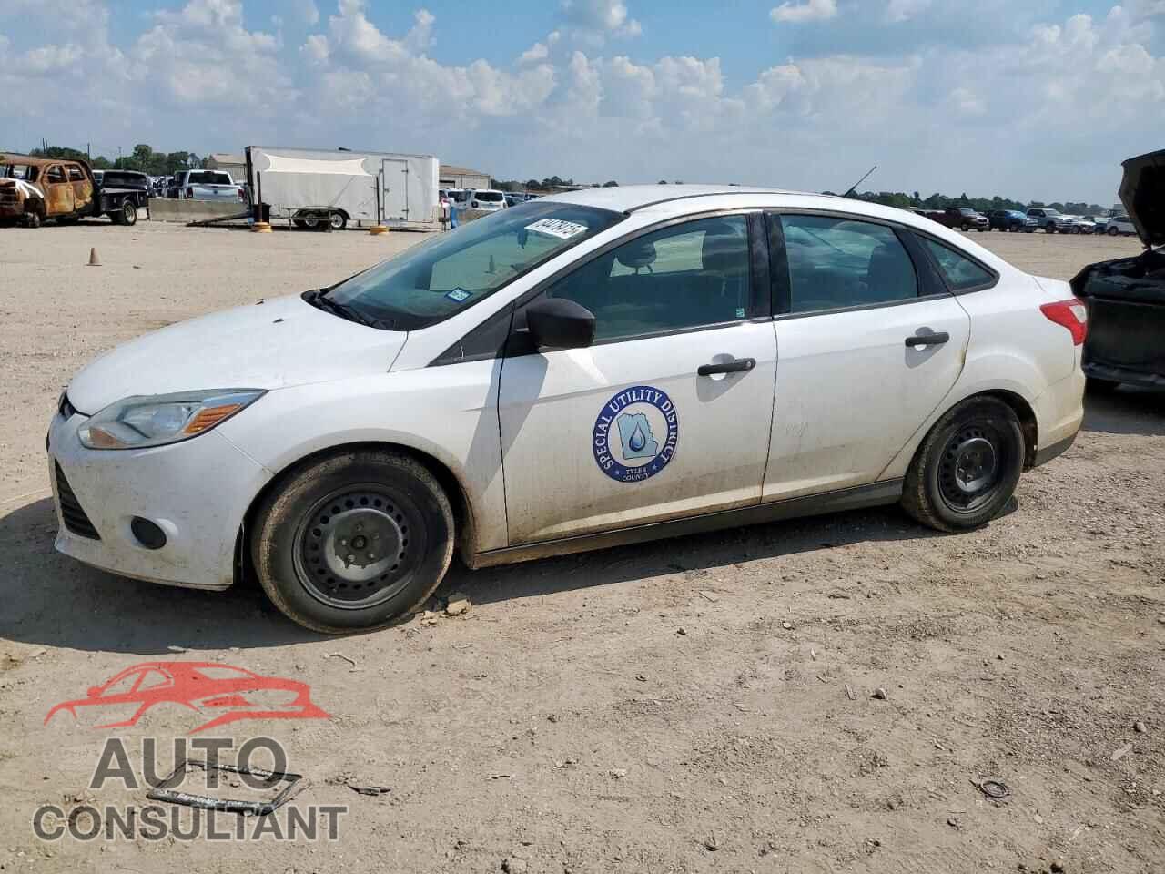 FORD FOCUS 2014 - 1FADP3E2XEL207970