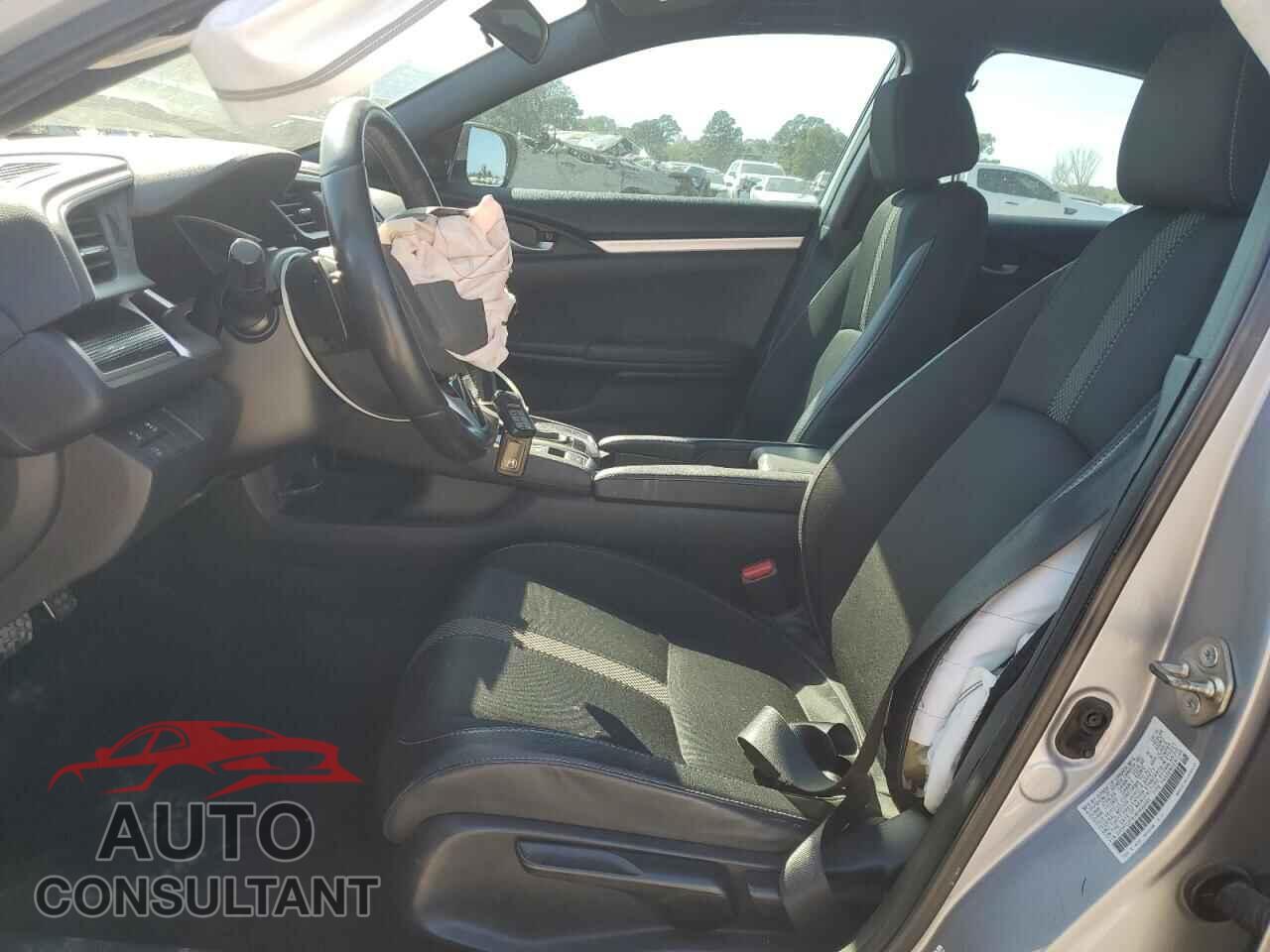 HONDA CIVIC 2019 - 2HGFC2F81KH599663