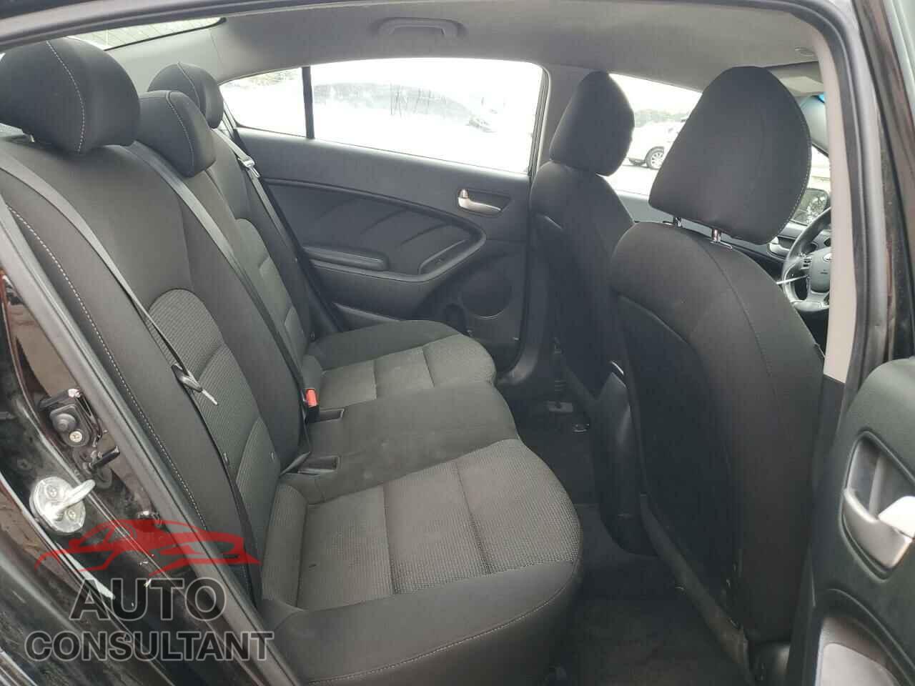 KIA FORTE 2017 - 3KPFK4A77HE058682