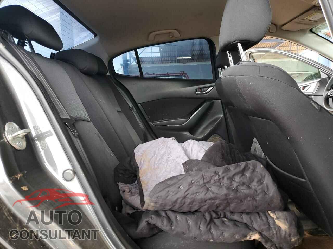 MAZDA 3 2017 - 3MZBN1U76HM156363