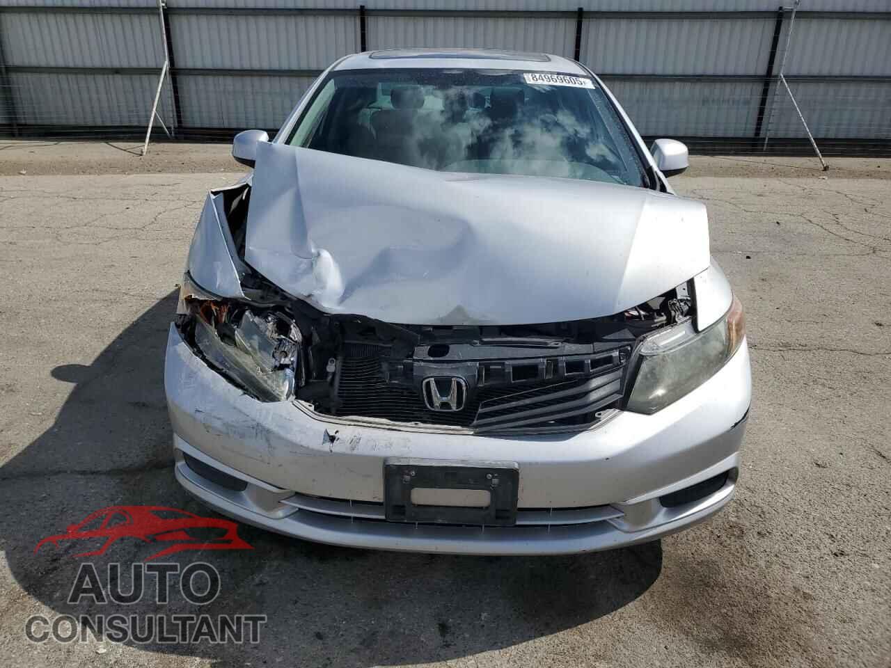HONDA CIVIC 2012 - 2HGFB2F96CH523112