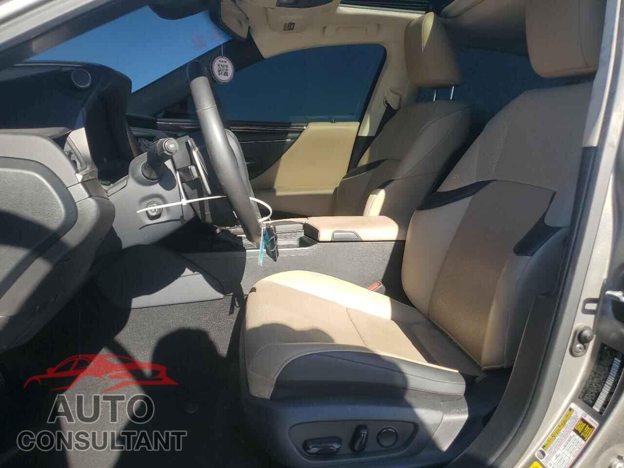 LEXUS ES350 2020 - 58ADZ1B13LU058267