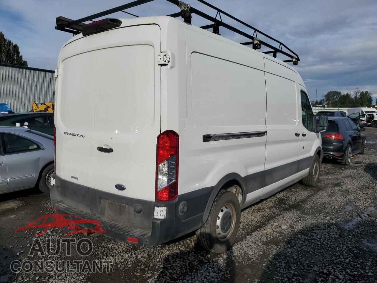 FORD TRANSIT 2019 - 1FTYR2CG8KKB24117
