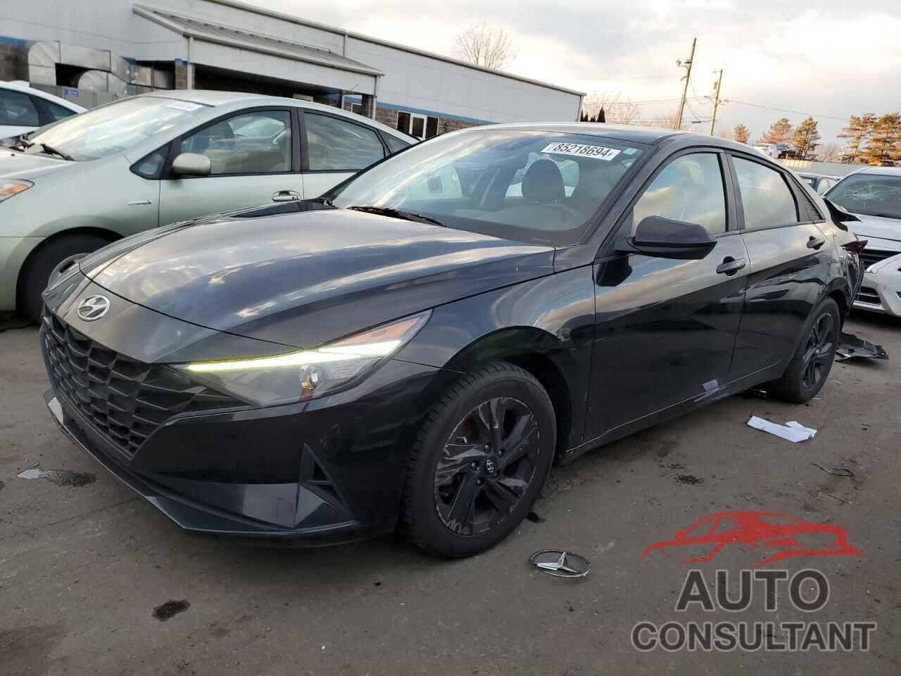 HYUNDAI ELANTRA 2022 - KMHLM4AG1NU260231