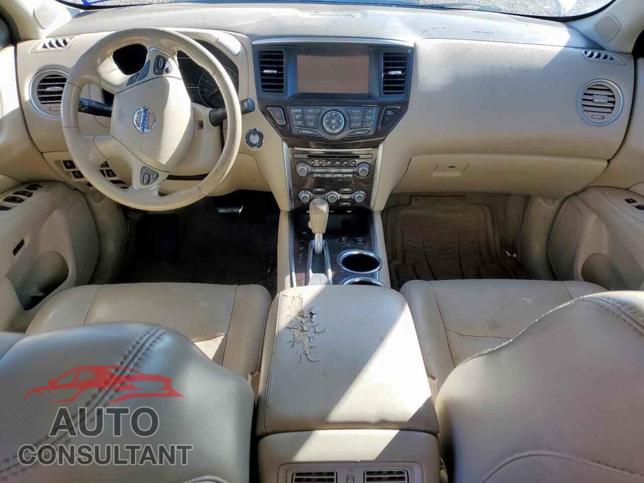 NISSAN PATHFINDER 2015 - 5N1AR2MN2FC604793