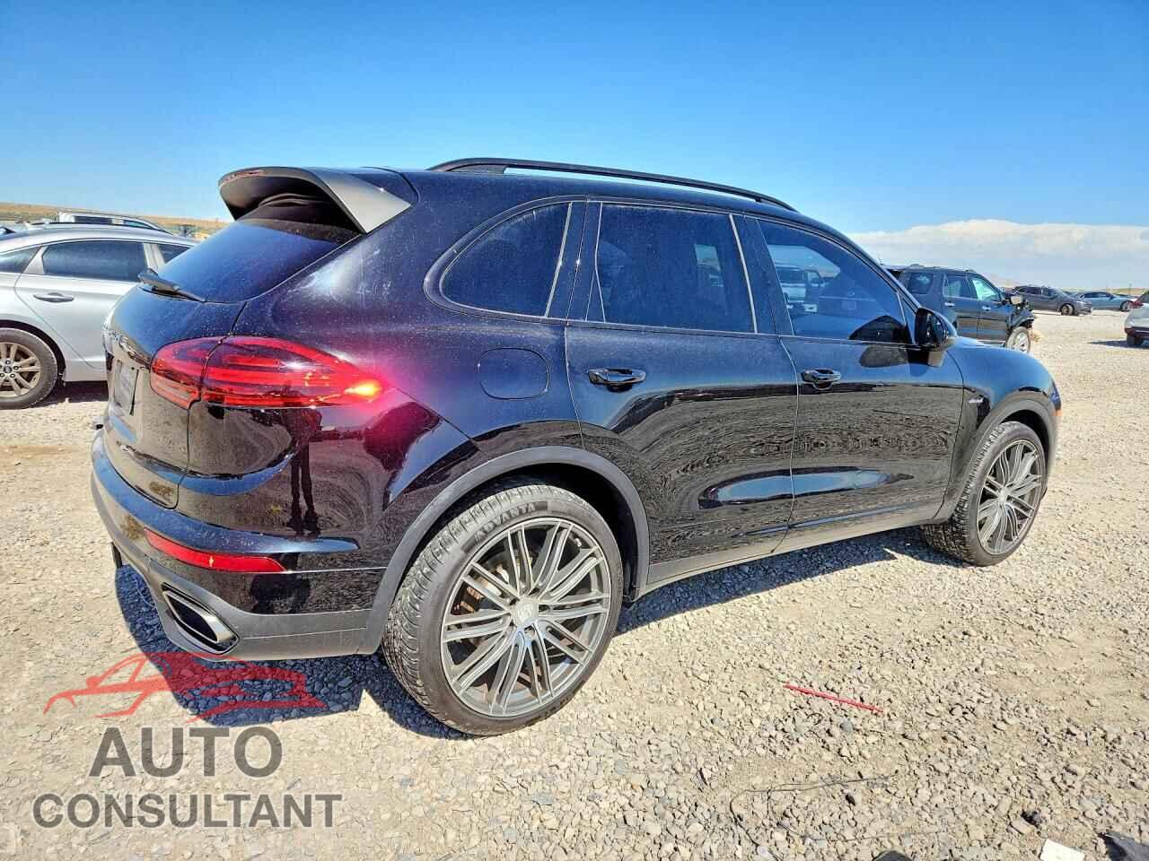 PORSCHE CAYENNE 2016 - WP1AF2A25GKA41476