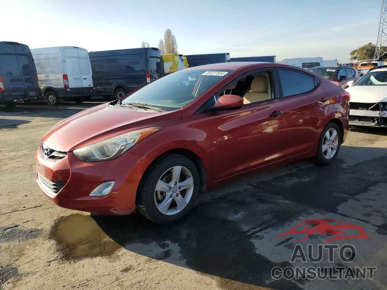 HYUNDAI ELANTRA 2013 - KMHDH4AE3DU715831