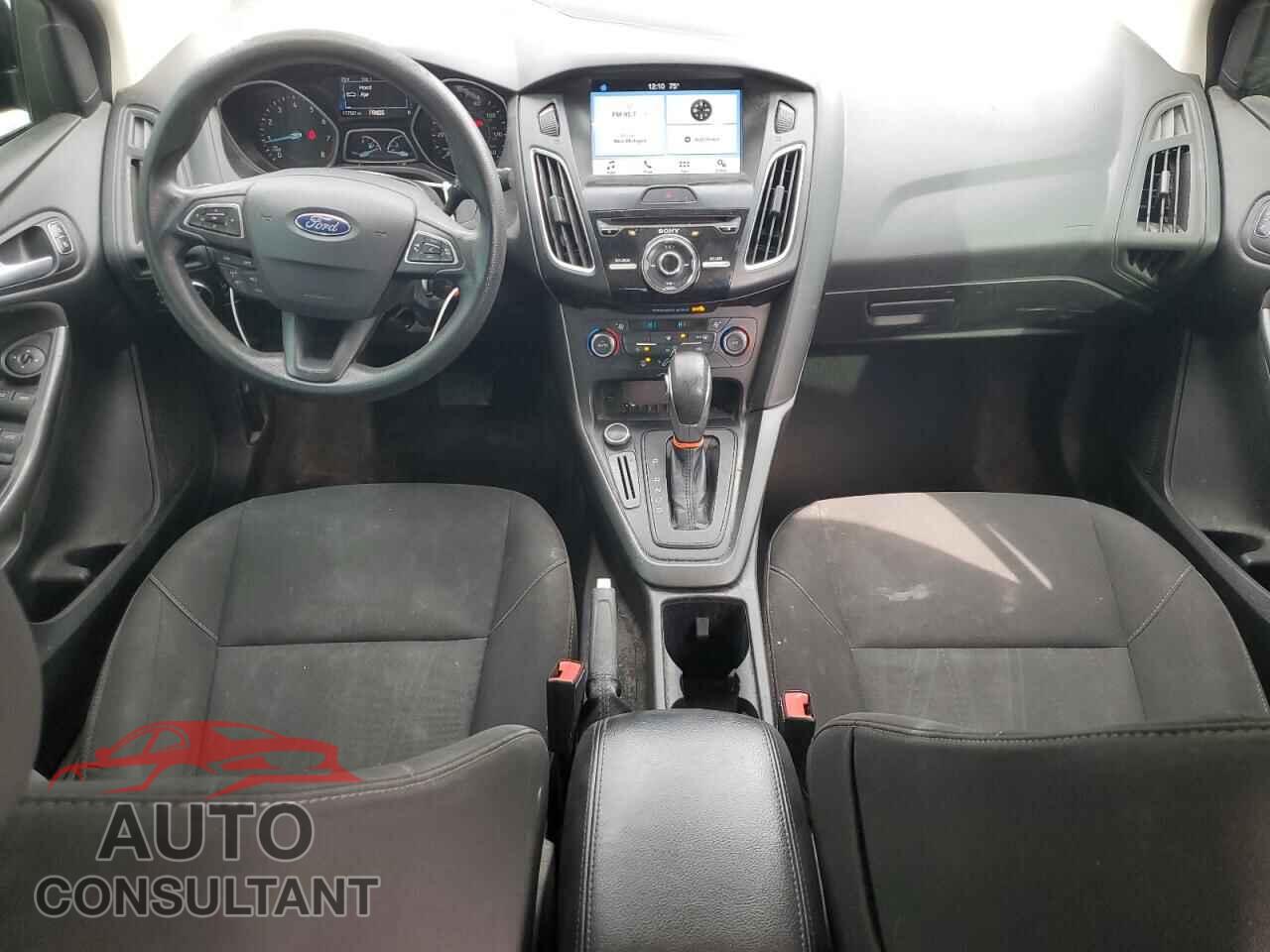 FORD FOCUS 2017 - 1FADP3H20HL204253