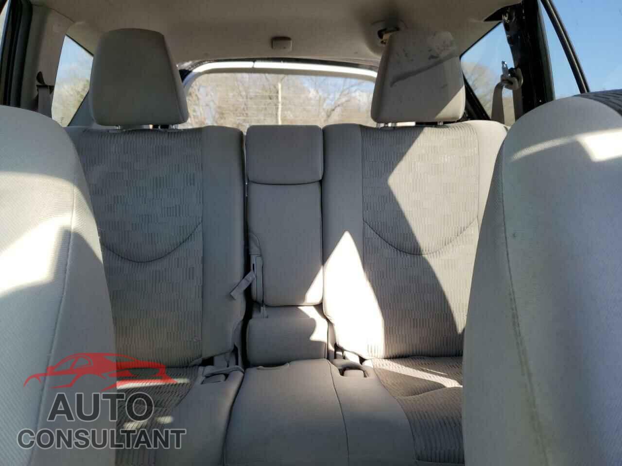TOYOTA RAV4 2012 - 2T3ZF4DV7CW123748