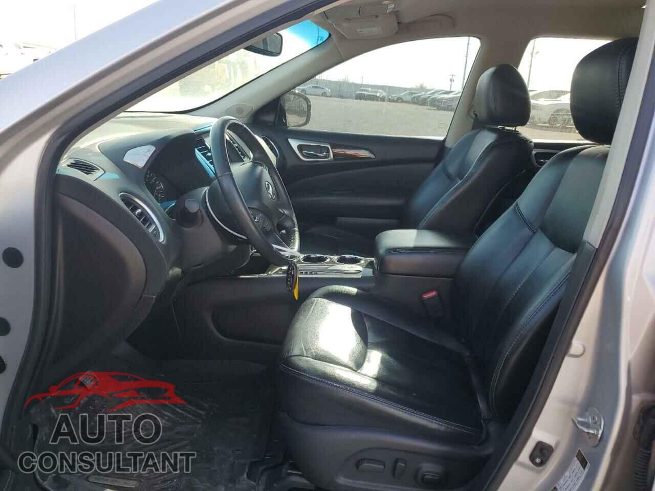 NISSAN PATHFINDER 2015 - 5N1AR2MN4FC720433